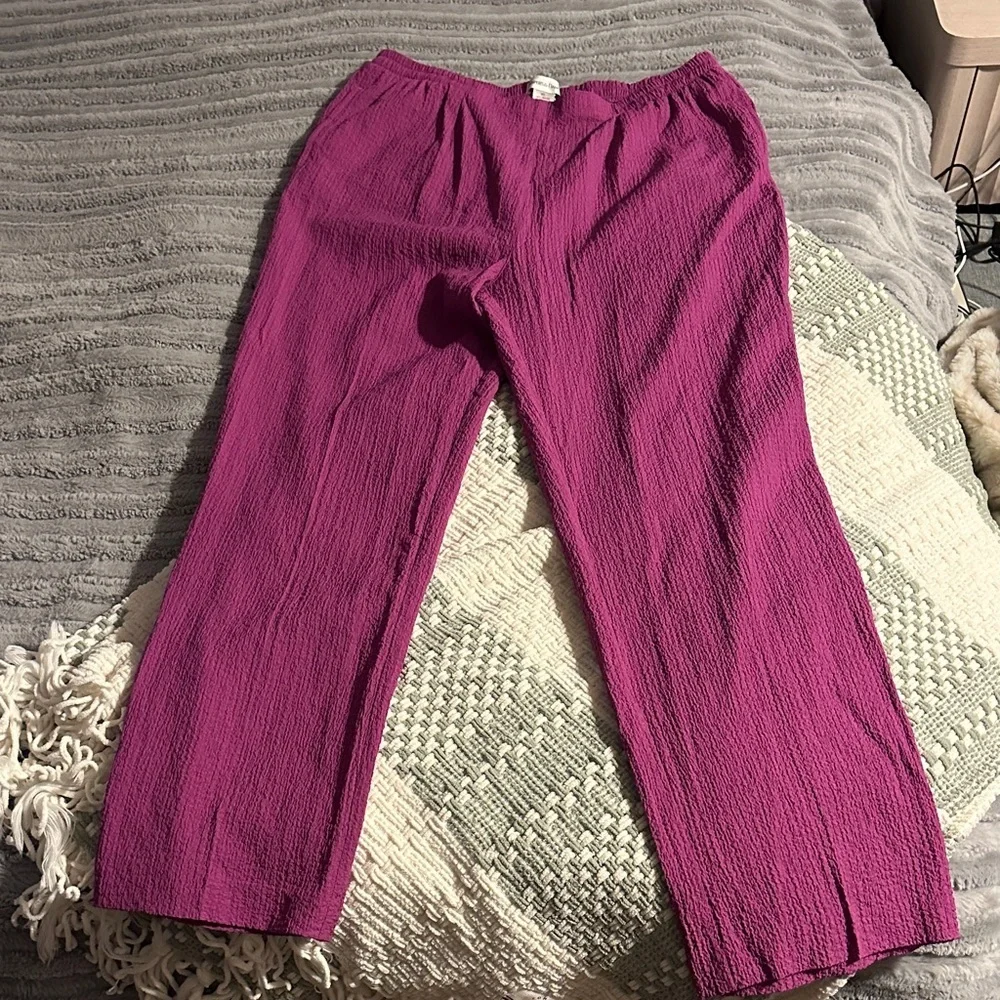 NWOT women’s drapers & Damon’s set - Picture 6 of 8